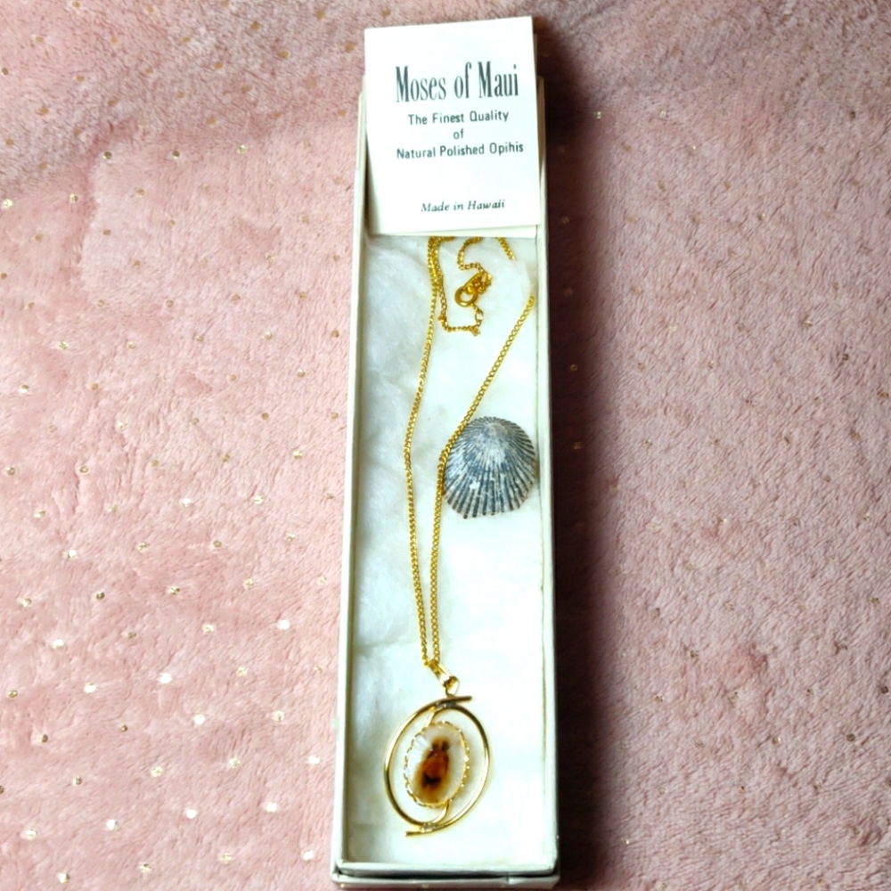 Moses of Maui necklace